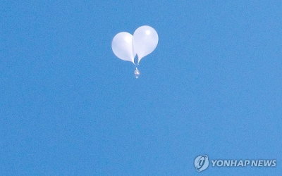 북한, 8일만에 대남 쓰레기 풍선 살포…경기·강원 이동 가능성 | 연합뉴스