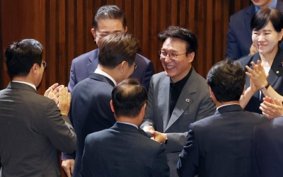 김민석 총리 '잘한 인선' 45%… 추경 찬성 61%, 빚 탕감은 반대가 59% | 한국일보