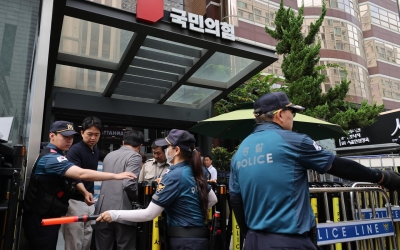 특검 "김건희·건진, 통일교인 국힘 입당 대가로 비례대표 자리 제안" | 한국일보