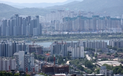 “文정부서 2배 오른 서울 집값…尹땐 강남-비강남 격차 최고” - 매일경제