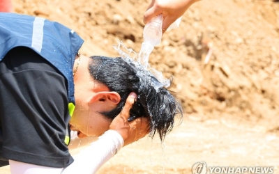 “푹푹 찐다” 일요일은 서프리카·대프리카…한낮 서울 33도, 대구 36도 - 매일경제