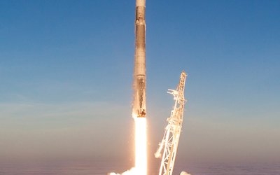 로켓·로봇·AI 묶는 머스크…우주제국 서막 연다