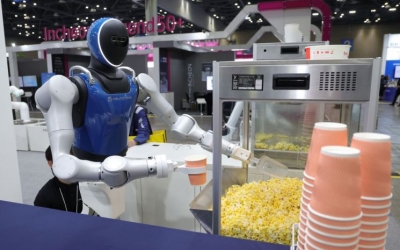 대기업 38% "AI 도입 후 인력 감축 아닌 재배치" [AI시대, 일자리가 바뀐다] - 아시아경제