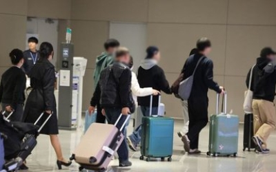 이란 등 중동 체류 한국인들 인천공항 통해 무사 귀국