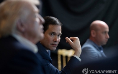 [美 마두로 축출] 美, 직접통치아닌 압박통한 정책개입 가닥…"함포외교"