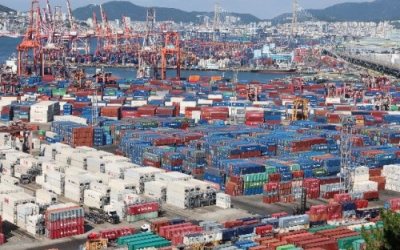 잔존유 뒷거래 판치는 부산항