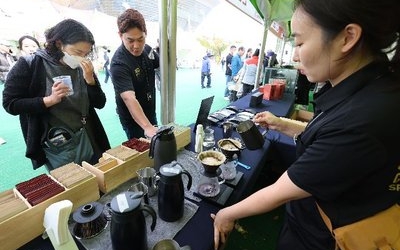 커피도시 2차 계획 나선 부산시, 관광·AI 접목해 ‘글로벌 커피도시’로