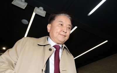 컷오프 다음날…경찰, '3000만원 수수 혐의' 김영환 구속영장