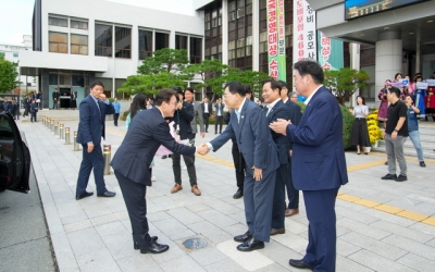 [경주 APEC] 김민석 국무총리 경주시청 방문… 안전 APEC 준비 강조