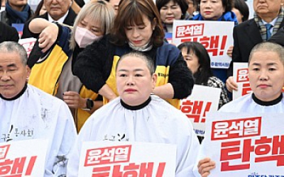 ˝윤석열 탄핵˝ 삭발·단식 나선 광주·전남 지방의원들