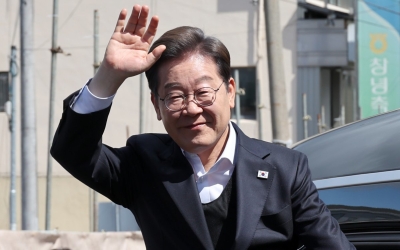 경남서 홍준표 언급한 이재명 “우리는 대립할 필요가 없다”
