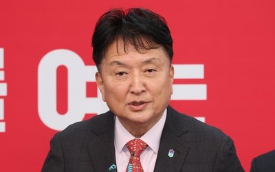 국힘 ‘혁신 공천’ 시작부터 역풍...현역 김영환·박형준 공개 반발