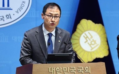 與 울산시장 최종후보에 김상욱…과반득표로 결선 없어