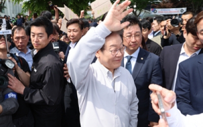 이재명 민주당 대선 후보, 이틀 간 전북 곳곳 누벼