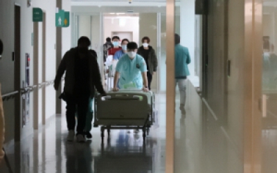대전 수련병원 수술 20-30% 취소…응급 이송도 장시간 지체