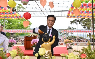 김태흠 