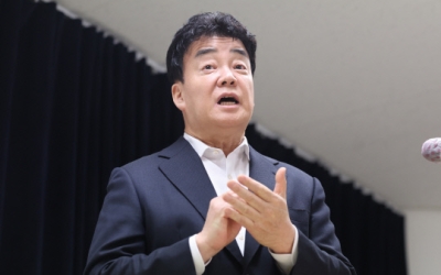 백종원, 지역 축제서 유통기한 지난 식자재 사용?…예산군 