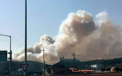 건조한 날씨와 강풍 충남 곳곳 산불 잇따라