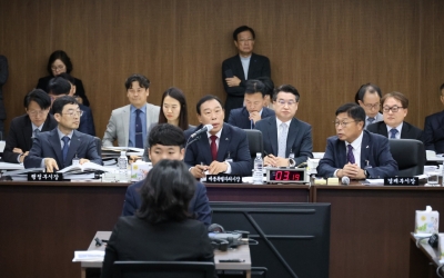세종시 국감 재정위기 집중질의…산림청, 김현지 증인채택 공방