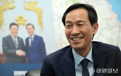 [인터뷰] 우상호 “저는 대통령이 보낸 사람…강원도를 특별하게 만들겠다”