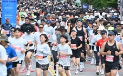 ‘탄탄대로 강원세상’ 염원담아 춘천 호반 달렸다