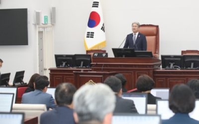 “방망이 두드리다 끝났다”  제주도의회 안건 졸속심의 논란