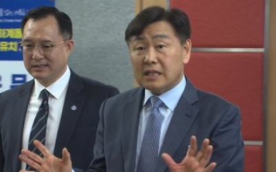 민주, '현금 살포 의혹' 김관영 전북지사 전격 제명…"무관용 원칙"