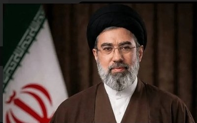 이란 새 최고지도자 “적에게 패배 안길 것”…호르무즈서 유조선에 발포