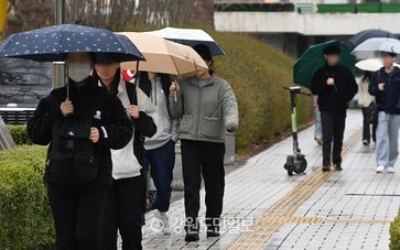 일요일 전국 흐리고 비…강원 산지 ‘눈’ 전망도