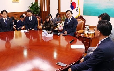 與 "국가 대계"·野 "누더기·졸속" 표결 직전까지 개헌 공방